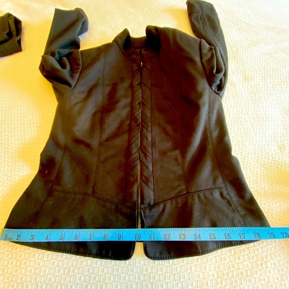 Tahari Knit Pant Suit - Picture 14 of 14